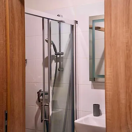 New-built Center W. Tatra Mountains Views Apartament *